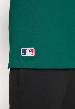 NEW ERA Mlb Chicago White Sox League Essentials Oversized TeeT-Shirt Con StampaTurquoise Uomo Abbigliamento NE342D0NZ-L11 -Montavia Avventura Negozio 0c46cb441b304cdd8de58ca519497c28