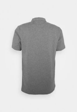 Puma Teamgoal CasualsPoloMedium Gray Heather Uomo Abbigliamento PU142D10Z-C11 -Montavia Avventura Negozio 1b61cec69bce4382a7372c980155d1a1