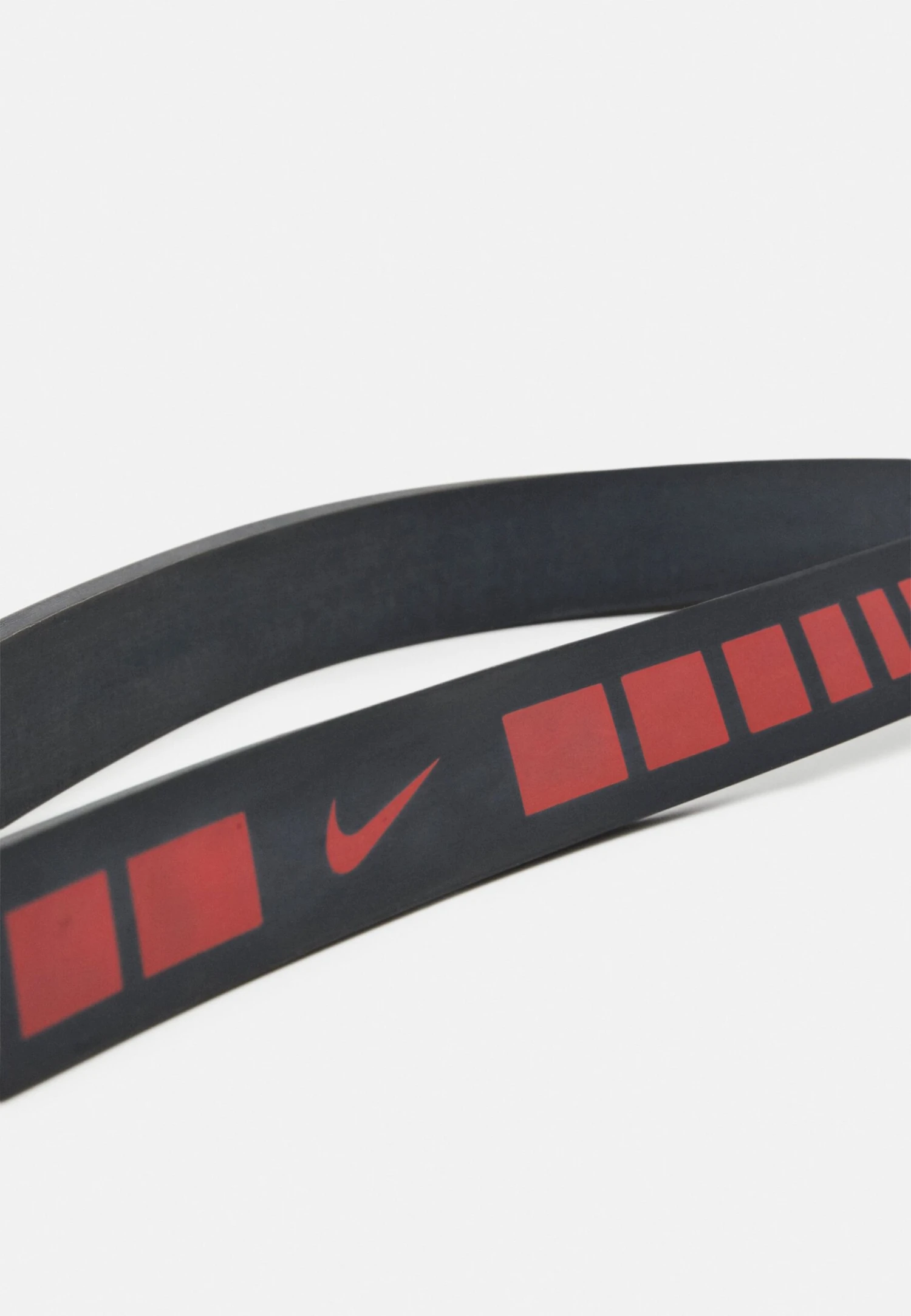 Nike Performance Pro Resistance Band Medium Bis 18Kg UnisexBorracciaBlack/Lt Crimson Uomo Attrezzatura N1244E17P-Q11 6 Nike Performance Pro Resistance Band Medium Bis 18Kg UnisexBorracciaBlack/Lt Crimson Uomo Attrezzatura N1244E17P-Q11 - immagine 4