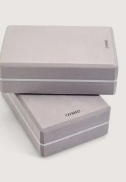 Oysho Yoga Block Pack - Fitness / Yoga - Mauve 11 Oysho Yoga Block Pack - Fitness / Yoga - Mauve -Montavia Avventura Negozio 20019fc6db254a8ca356c33f85c1c03d