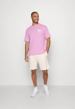 New Era Pinstripe ShortsShortsNew Era Ofwwro Uomo Abbigliamento NE342E04F-A11 -Montavia Avventura Negozio 29ebc96caa7b45b3b49612a102ff7a96