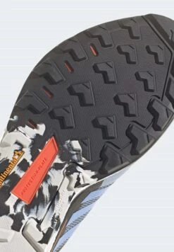 Adidas TERREX Skychaser 2 Gore-TexScarpa Da HikingBlue Dawn Blue Fusion Core Black Uomo Scarpe Da Montagna & Trekking AD542A4TO-K11 -Montavia Avventura Negozio 331b6a0509284135b8de67f06e4cd7f2