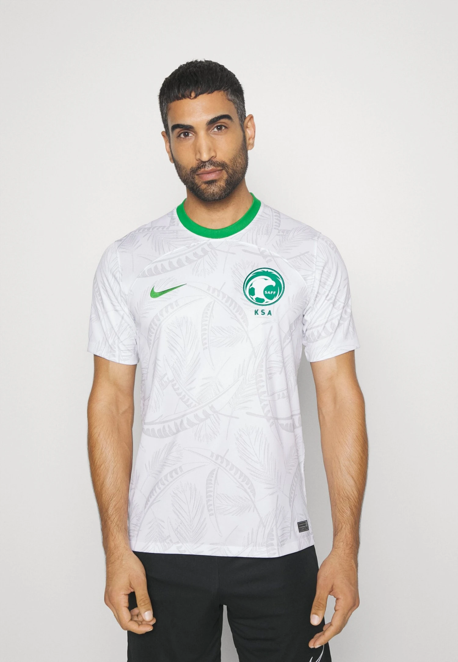 Nike Performance Saudi Arabia Stadium HomeMaglia Da CalcioWhite/Apple Green/Apple Green Uomo Abbigliamento N1242D52W-A11 3 Nike Performance Saudi Arabia Stadium HomeMaglia Da CalcioWhite/Apple Green/Apple Green Uomo Abbigliamento N1242D52W-A11
