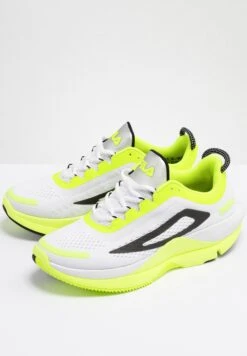 Fila Shocket TrainScarpe Da CamminataWhite Black Safety Yellow Uomo Scarpe 1FI42A02A-E11 17 Fila Shocket TrainScarpe Da CamminataWhite Black Safety Yellow Uomo Scarpe 1FI42A02A-E11 -Montavia Avventura Negozio 379a428d41d64ca8806b9c484c136a53