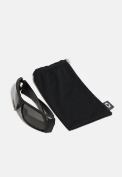 Oakley Heliostat UnisexOcchiali SportiviMatte Black/Prizm Grey Uomo Attrezzatura OA344E0CE-Q11 8 Oakley Heliostat UnisexOcchiali SportiviMatte Black/Prizm Grey Uomo Attrezzatura OA344E0CE-Q11 -Montavia Avventura Negozio 3df21845db2d4772bb5a41aeda4ce304