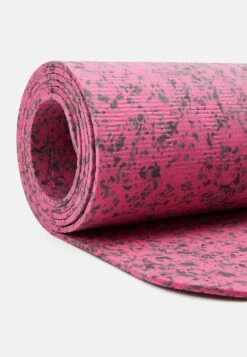 Nike Performance Move MatFitness / YogaCosmic Fuchsia/Black Uomo Attrezzatura N1241N072-J11 10 Nike Performance Move MatFitness / YogaCosmic Fuchsia/Black Uomo Attrezzatura N1241N072-J11 -Montavia Avventura Negozio 46562af5d1bb43779212138b9d615299