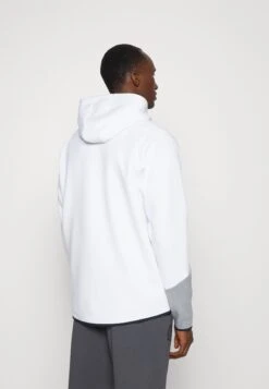 Under Armour UnstoppableFelpa Con ZipMod Gray/White Uomo Abbigliamento UN242G0FY-C11 -Montavia Avventura Negozio 4ca02099d3934333a5b58b32436e5f94