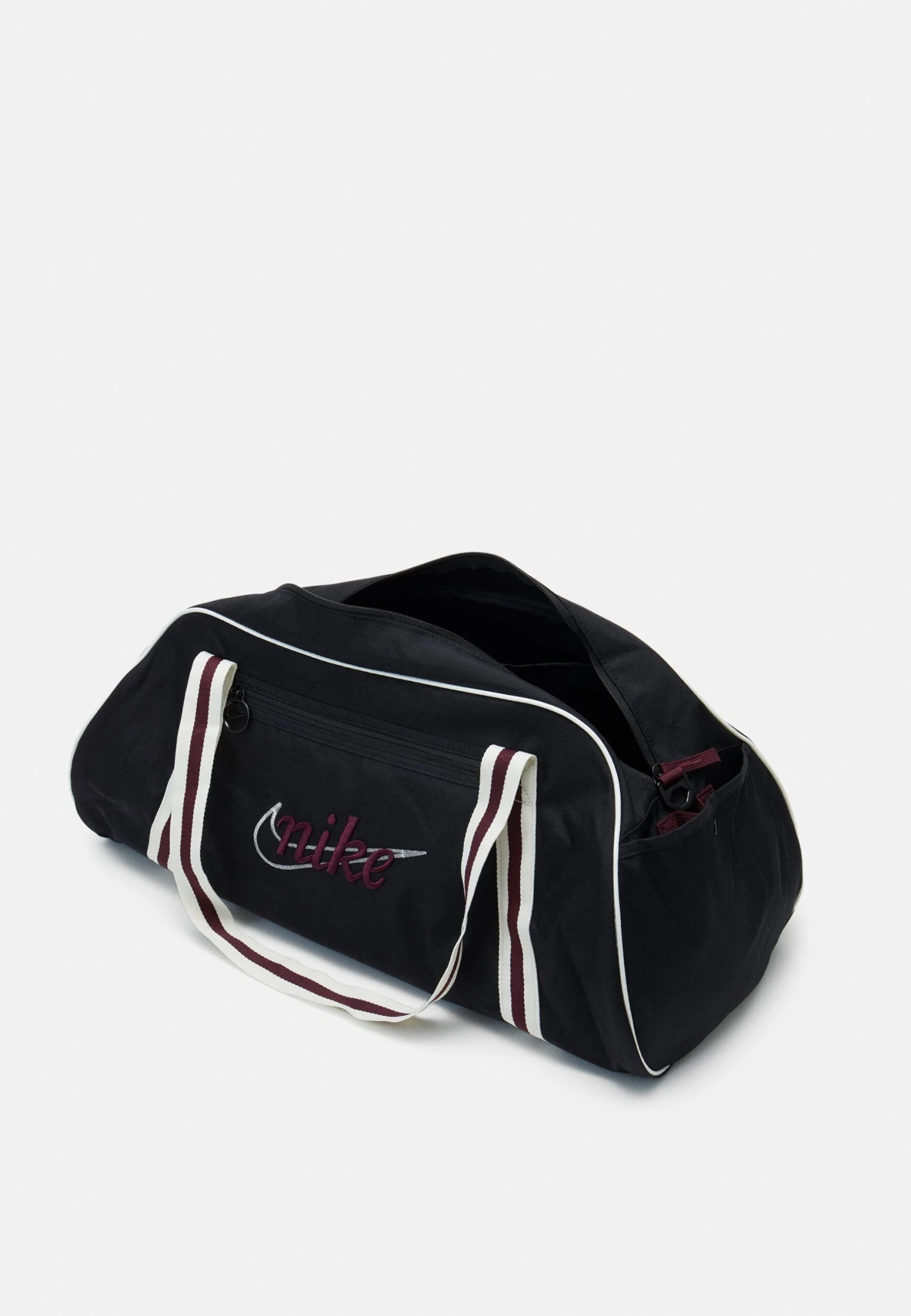 Nike Performance Gym Club RetroBorsa Per Lo SportBlack/Sail/Night Maroon Uomo Zaini E Borse N1241N096-Q11 5 Nike Performance Gym Club RetroBorsa Per Lo SportBlack/Sail/Night Maroon Uomo Zaini E Borse N1241N096-Q11 - immagine 3