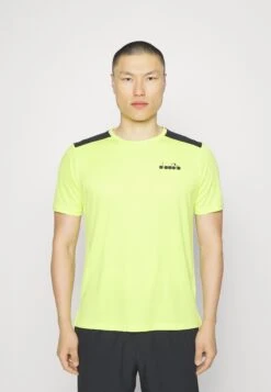 Diadora CoreT-Shirt SportEvening Primrose Uomo Abbigliamento D2942D025-E11