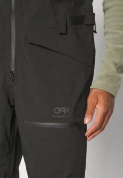 Oakley Shell BibPantaloni Da SnowboardBlackout Uomo Abbigliamento OA342E01B-Q11 11 Oakley Shell BibPantaloni Da SnowboardBlackout Uomo Abbigliamento OA342E01B-Q11 -Montavia Avventura Negozio 7166d3470ee1452c8ed1a2dc5959665c