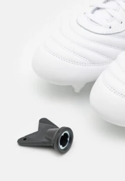 Diadora Brasil Gr Lt + MphScarpe Da Calcetto Con TacchettiWhite/Navy Uomo Scarpe D2942A058-A11 -Montavia Avventura Negozio 758560e76d7a47779bc4929881bbf93c