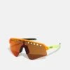 Oakley Sutro Lite Sweep UnisexOcchiali SportiviOrange Uomo Attrezzatura OA344E0BU-H11 -Montavia Avventura Negozio 76a5b341201f4b5387027901c97d629c
