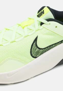 Nike Performance Legend Essential 3 Scarpe Da AllenamentoBarely Volt/Black/Phantom Uomo Scarpe N1242A2GX-E11 -Montavia Avventura Negozio 79f84b7ceea443a9b9742ac60744754f