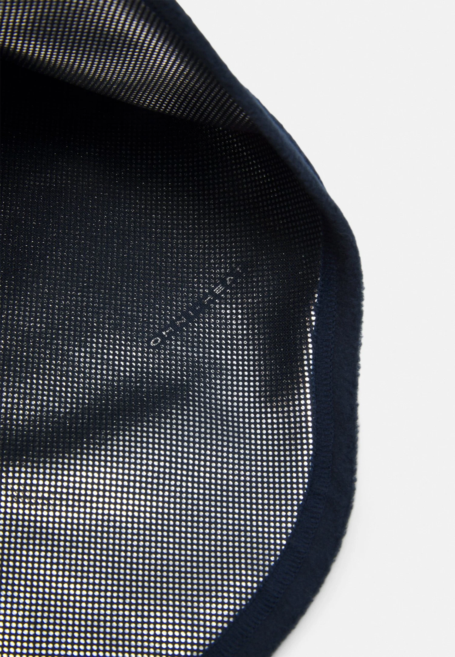 Columbia Trail Shaker GaiterScaldacolloCollegiate Navy Uomo Accessori C2344E00Q-K11 6 Columbia Trail Shaker GaiterScaldacolloCollegiate Navy Uomo Accessori C2344E00Q-K11 - immagine 4