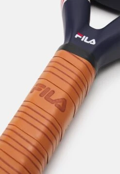 Fila The AgilisRacchetta Da PadelPeacoat Uomo Attrezzatura 1FI42L007-K11 9 Fila The AgilisRacchetta Da PadelPeacoat Uomo Attrezzatura 1FI42L007-K11 -Montavia Avventura Negozio 9041e63a21194eea8504672af0076f43