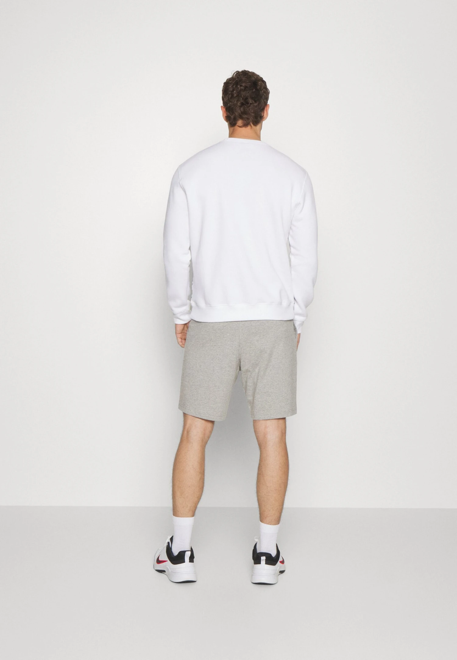 Champion Classic Bermuda ShortsGrey Melange Uomo Abbigliamento C7642E0AC-C11 5 Champion Classic Bermuda ShortsGrey Melange Uomo Abbigliamento C7642E0AC-C11 - immagine 3