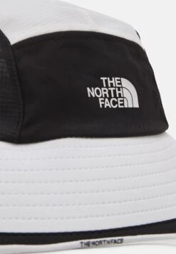 The North Face Run Bucket UnisexCappelloBlack/White Uomo Accessori TH344E0BI-Q11 -Montavia Avventura Negozio 90e9f57f0d994b1dbd558e658aff889f