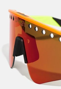 Oakley Sutro Lite Sweep UnisexOcchiali SportiviOrange Uomo Attrezzatura OA344E0BU-H11 -Montavia Avventura Negozio 96baecddf6144d4aa12a397adf5a0a96
