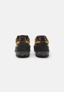 La Sportiva Tx5 Low GtxScarpa Da HikingSavana/Tiger Uomo Scarpe Da Montagna & Trekking LAN42A00T-E11 10 La Sportiva Tx5 Low GtxScarpa Da HikingSavana/Tiger Uomo Scarpe Da Montagna & Trekking LAN42A00T-E11 -Montavia Avventura Negozio 9ad27044ba9041668448eacd2715f489