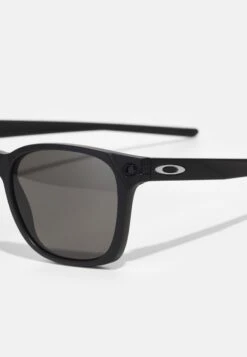 Oakley Ojector UnisexOcchiali Da SoleMatte Black /Prizm Grey Uomo Attrezzatura OA344E0BL-Q11 -Montavia Avventura Negozio 9fd526f958c246b59fa8f87f3b4d27ed