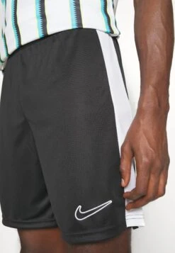 Nike Performance Academy BrandedPantaloncini SportiviBlack/White Uomo Abbigliamento N1242E2GS-Q11 -Montavia Avventura Negozio a7963bdd683b424bbc1108050f0c38a1