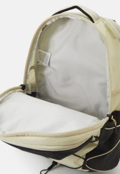 The North Face Borealis UnisexZainoGravel/Black Uomo Zaini E Borse TH344E09A-C11 -Montavia Avventura Negozio a7b84d83c1064c099f6204076eb6eeb1