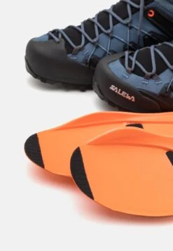 SALEWA Wildfire Edge Mid GtxScarpa Da HikingJava Blue/Onyx Uomo Scarpe Da Montagna & Trekking S2042A023-K11 -Montavia Avventura Negozio b8ed180bb1f44da68193132d69111308