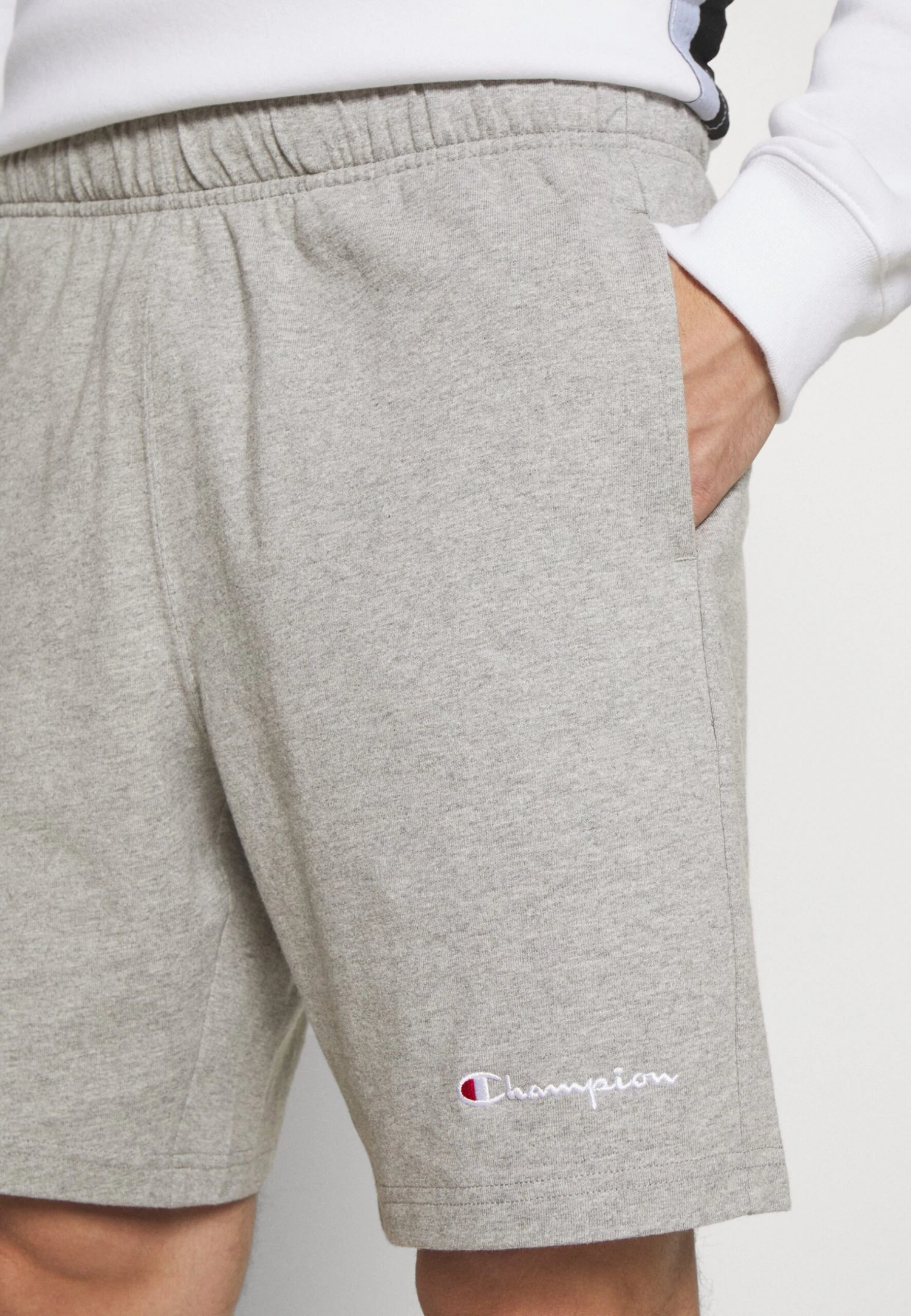 Champion Classic Bermuda ShortsGrey Melange Uomo Abbigliamento C7642E0AC-C11 8 Champion Classic Bermuda ShortsGrey Melange Uomo Abbigliamento C7642E0AC-C11 - immagine 6