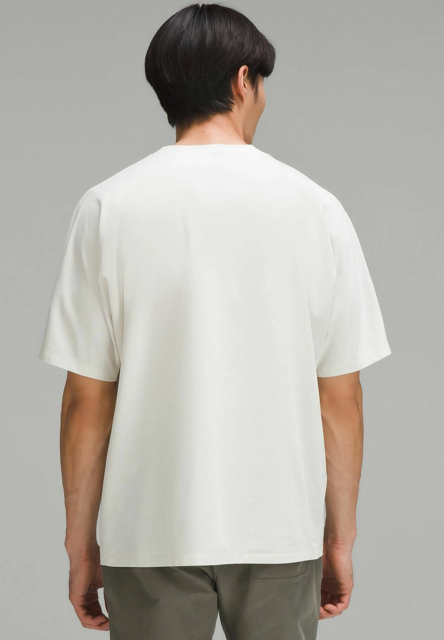 Lululemon Oversized-Fit - T-Shirt Basic - Bone 5 Lululemon Oversized-Fit - T-Shirt Basic - Bone - immagine 3