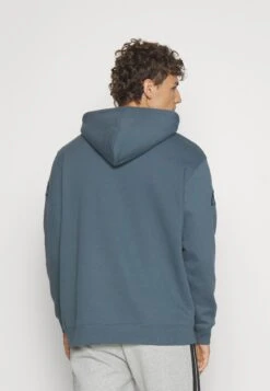 Ellesse Montato HoodyFelpa Con CappuccioBlue Uomo Abbigliamento EL942G02U-K11 9 Ellesse Montato HoodyFelpa Con CappuccioBlue Uomo Abbigliamento EL942G02U-K11 -Montavia Avventura Negozio d406758b7929438ca7374c1b534288a6