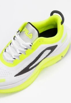 Fila Shocket TrainScarpe Da CamminataWhite Black Safety Yellow Uomo Scarpe 1FI42A02A-E11 15 Fila Shocket TrainScarpe Da CamminataWhite Black Safety Yellow Uomo Scarpe 1FI42A02A-E11 -Montavia Avventura Negozio d938a60d3bf140db8afa7fea43a8cc94