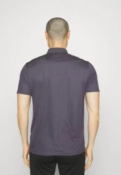 Nike Performance Liverpool Fc Victory SolidPoloGridiron/Space Purple Uomo Abbigliamento N1242D5KP-C11 10 Nike Performance Liverpool Fc Victory SolidPoloGridiron/Space Purple Uomo Abbigliamento N1242D5KP-C11 -Montavia Avventura Negozio ee0f6a5b85cc401696910a90c14e9039