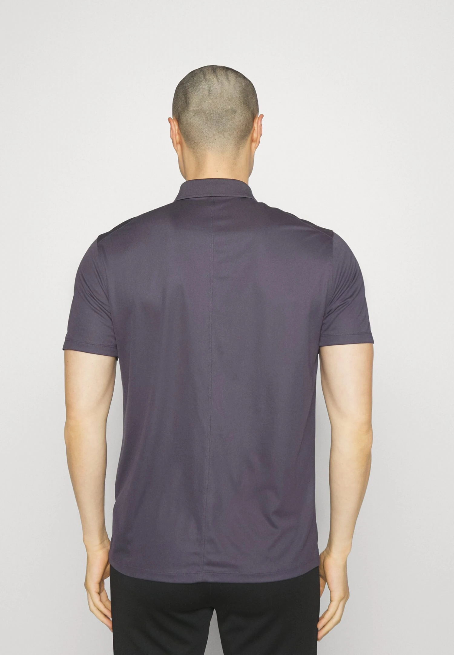 Nike Performance Liverpool Fc Victory SolidPoloGridiron/Space Purple Uomo Abbigliamento N1242D5KP-C11 5 Nike Performance Liverpool Fc Victory SolidPoloGridiron/Space Purple Uomo Abbigliamento N1242D5KP-C11 - immagine 3