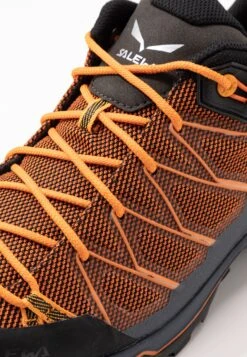 SALEWA Mtn Trainer LiteScarpa Da HikingOmbre Blue/Carrot Uomo Scarpe Da Montagna & Trekking S2042A01L-H11 -Montavia Avventura Negozio f04bfe32b1c140948e90a2532e7ea377