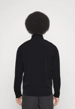 Puma Studio Ultramove JacketGiacca SportivaBlack Uomo Abbigliamento PU142F0H4-Q11 -Montavia Avventura Negozio f15591c9ae0441929fde6e51c47f4687