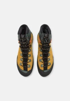 La Sportiva Trango Tech GtxScarpa Da HikingSavana/Tiger Uomo Scarpe Da Montagna & Trekking LAN42C004-E11 -Montavia Avventura Negozio f288e76b2a7046e7b54aa481be3359b9