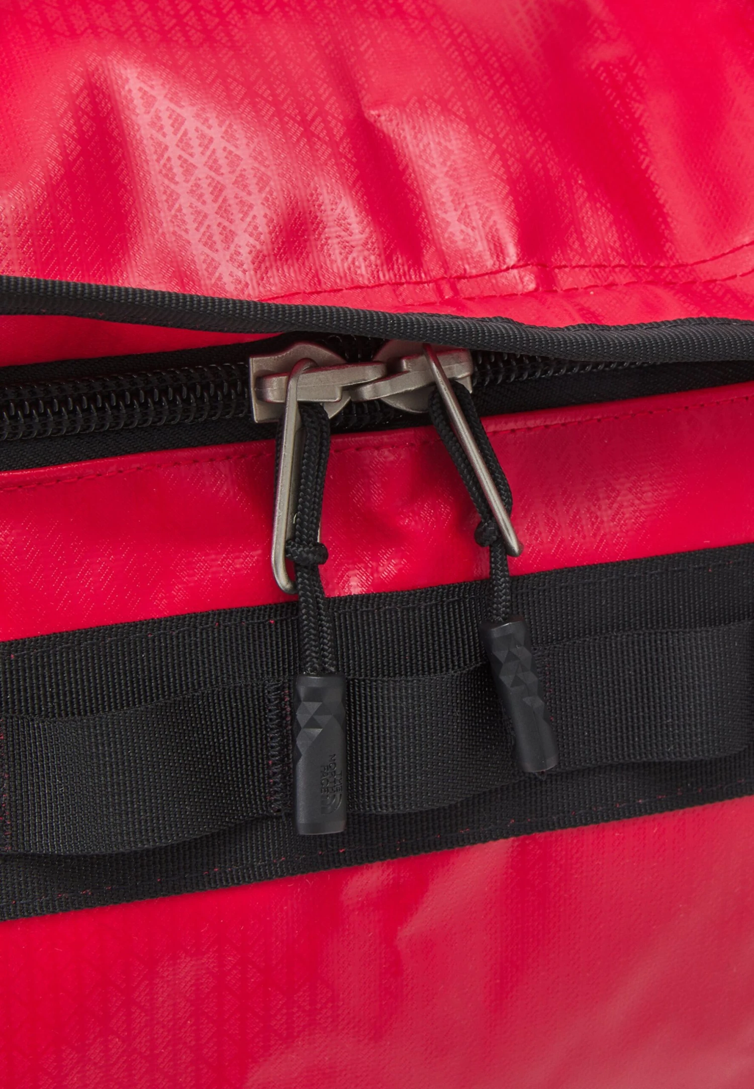 The North Face Base Camp DuffelLValigiaRed/Black Uomo Zaini E Borse TH344E09Q-G11 9 The North Face Base Camp DuffelLValigiaRed/Black Uomo Zaini E Borse TH344E09Q-G11 - immagine 7